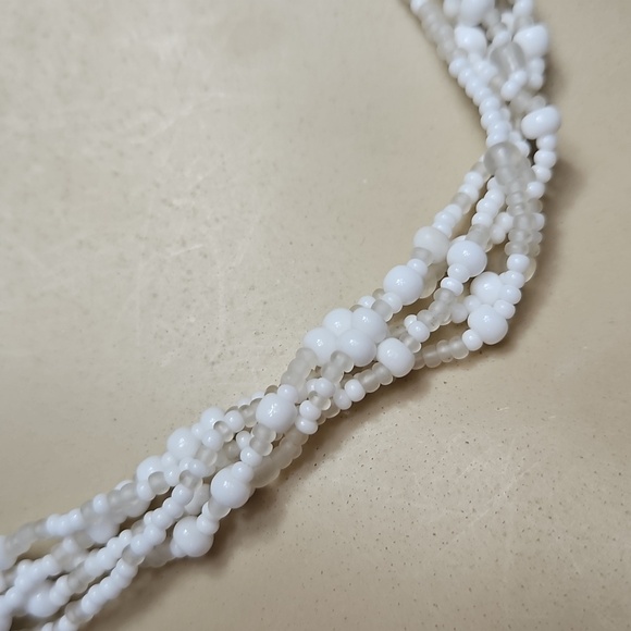 WHITE BEADED NECKLACE MULTI-STRAND 12" - Picture 2 of 6